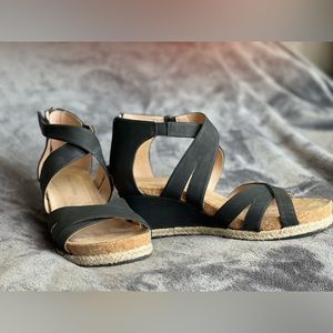 Adrienne Vittadini wedge Sandals